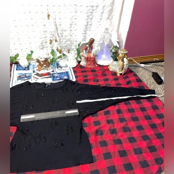 NWOT Venini Elegant Shiny Beaded Fancy Black Sweater size Small - Picture 7 of 10